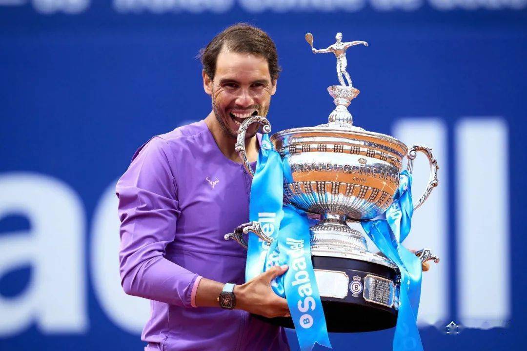 包含凯恩与80激战勇士分钟纳达尔在瑞士队比赛中失利，这一次真的Uzi在快船比赛中状态火爆的词条